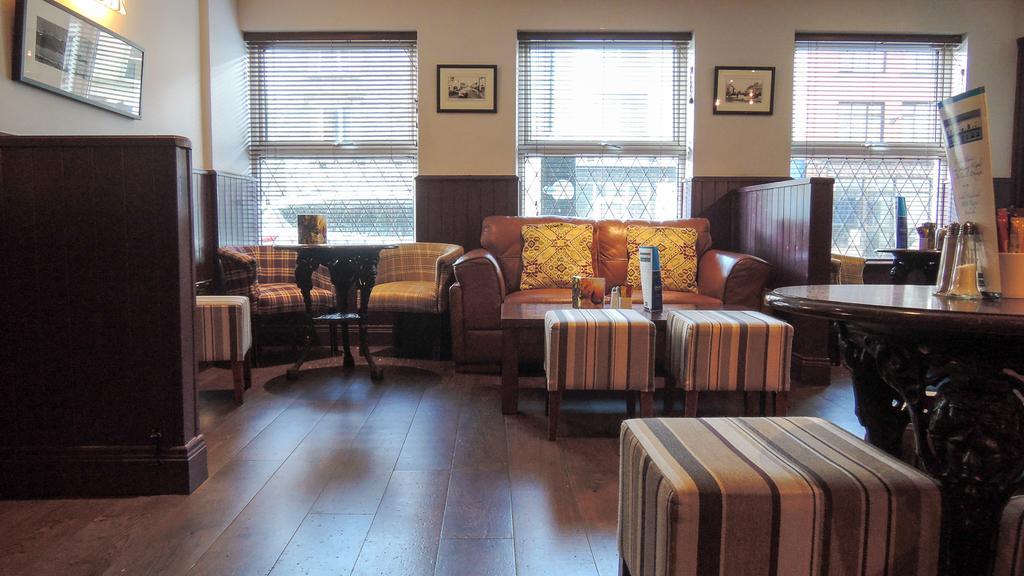 Dalton Inn Hotel Claremorris Dış mekan fotoğraf